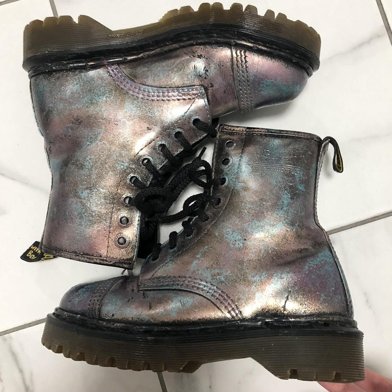 Oil slick doc on sale martens