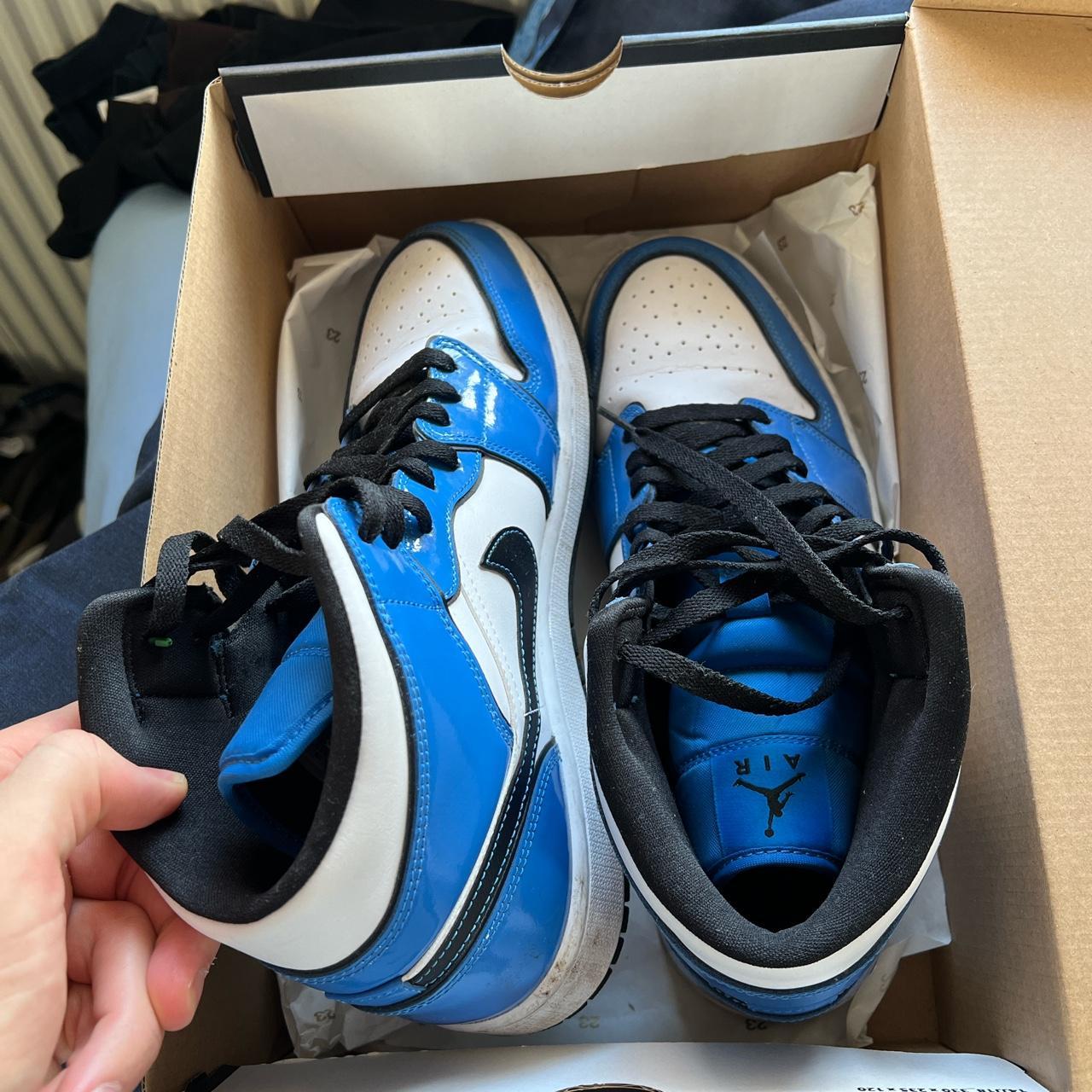 mens jordan 1 blue