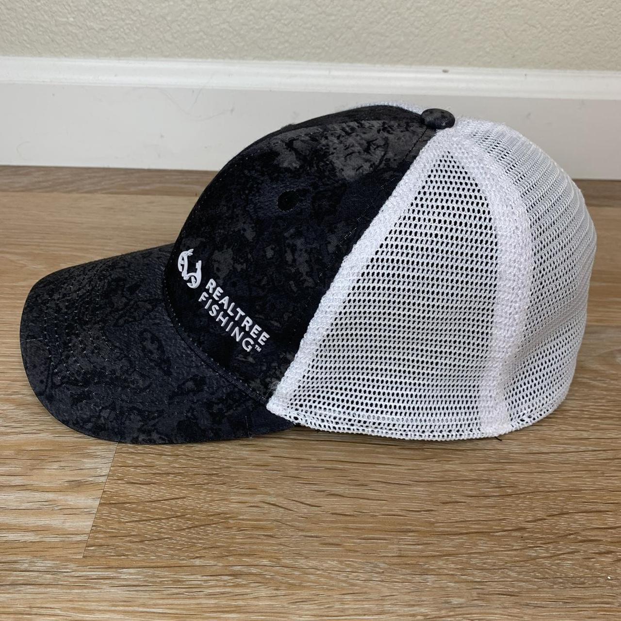 Realtree, Accessories, Realtree Fishing Black Gray Mesh Snapback Hat
