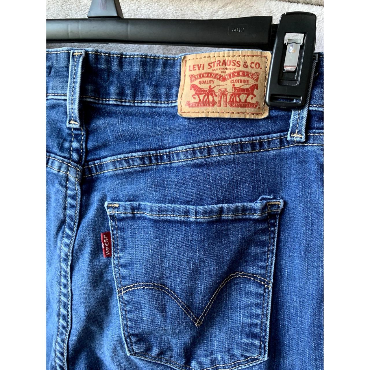 Levi's Classic Mid Rise Skinny Blue Denim Jeans Size... - Depop