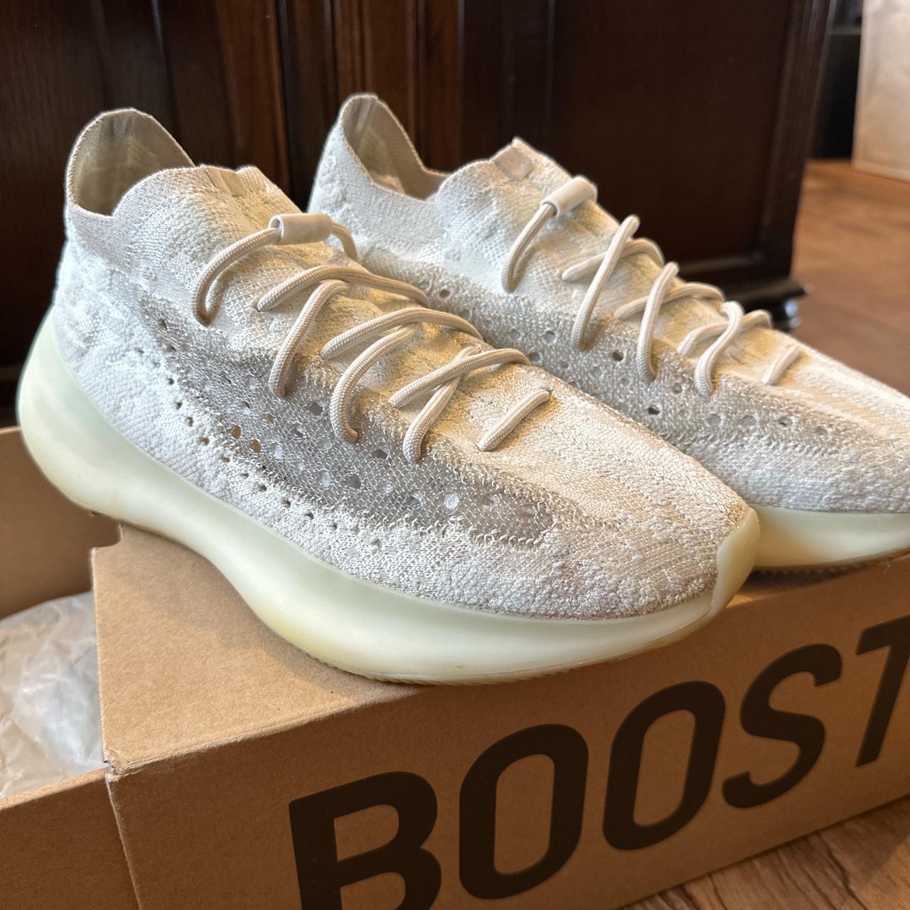 Yeezy Men's Trainers Depop