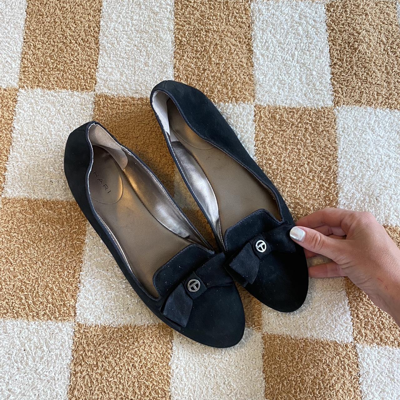 Tahari store ballet flats