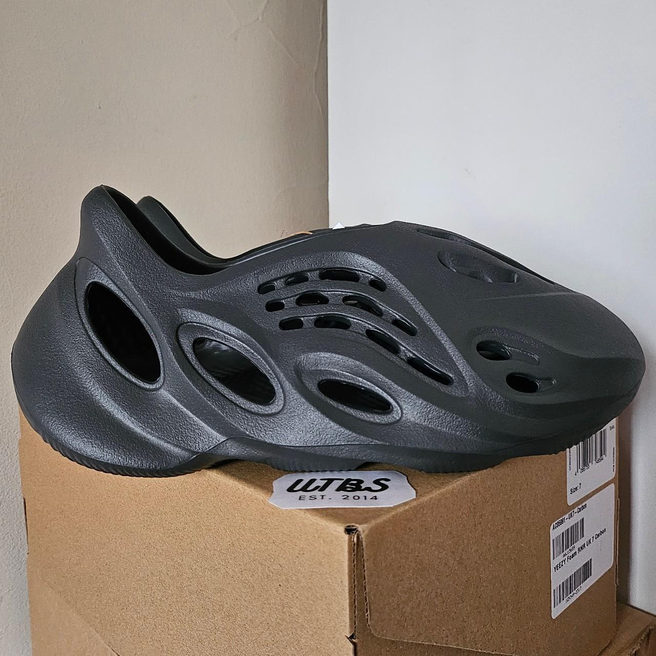 Yeezy foams 2014 hotsell