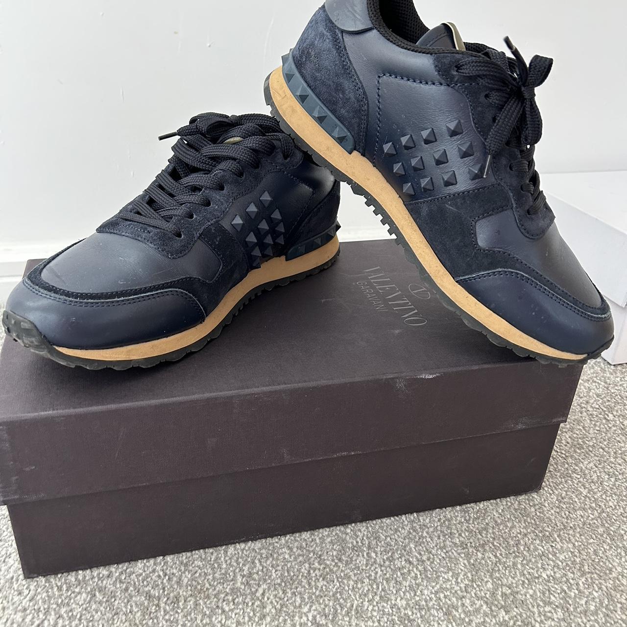 Valentino hot sale navy trainers