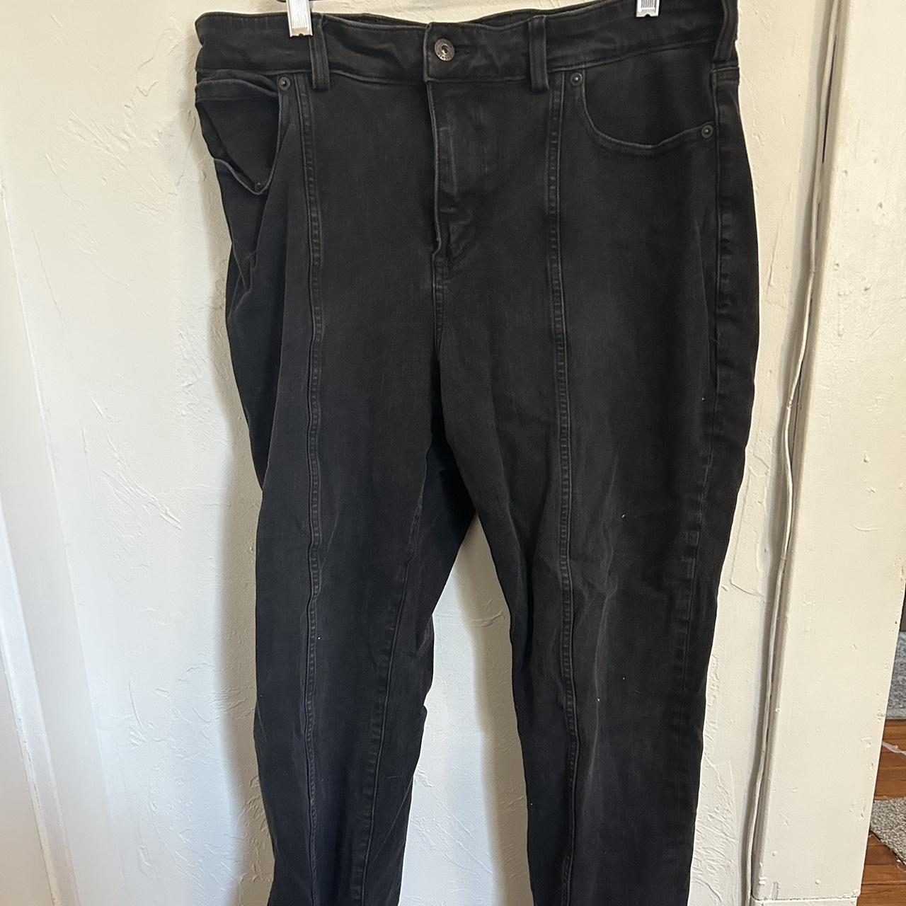 Duluth Black Straight Leg Jeans - Depop