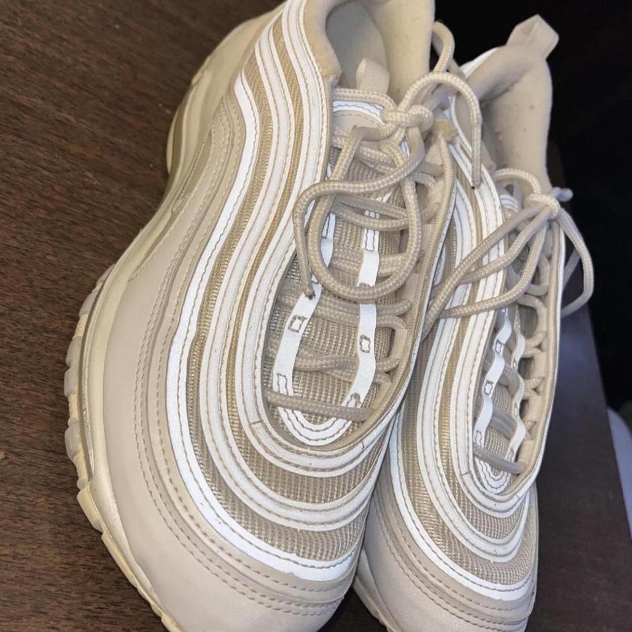 nike air size 7 womens