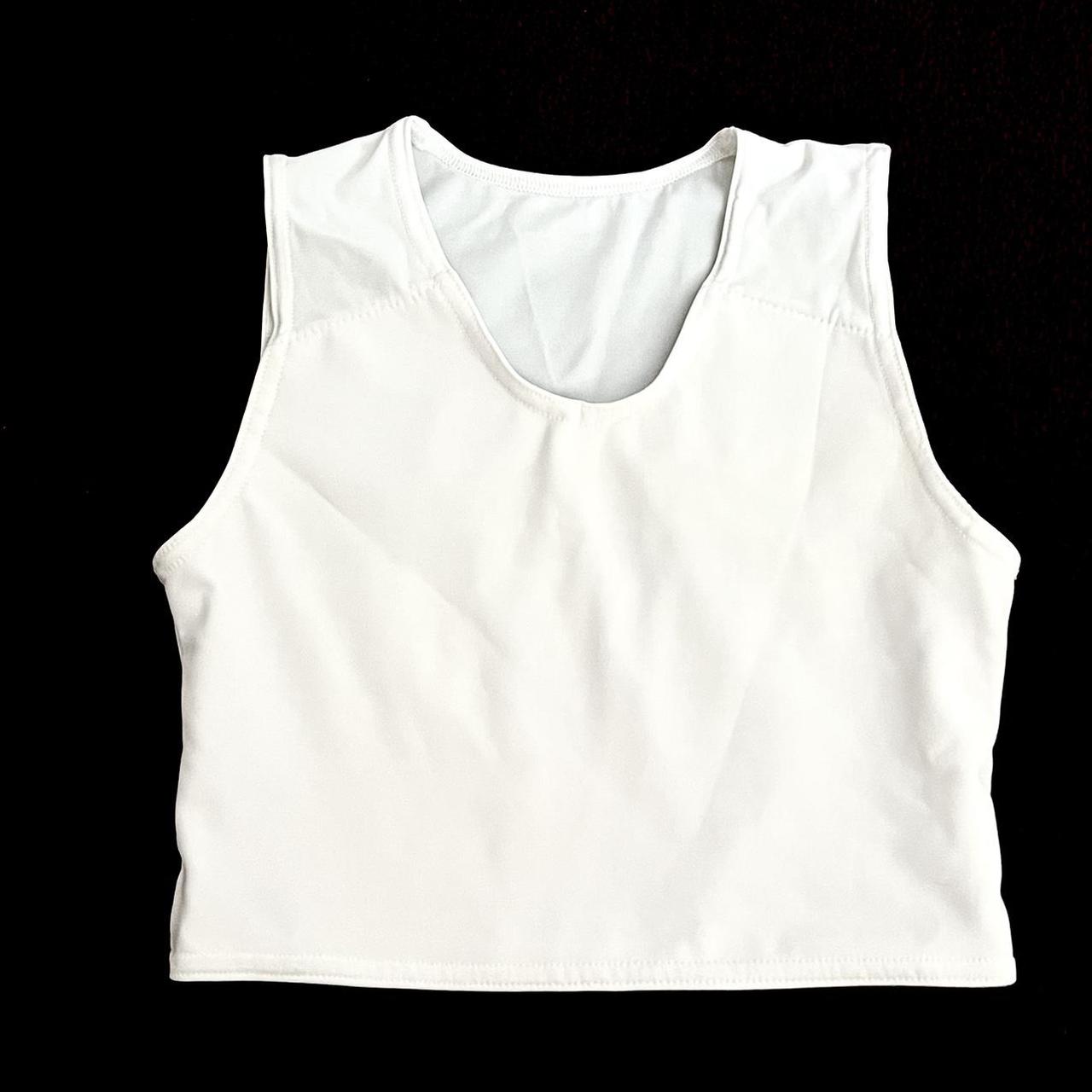 GC2B original white half binder Condition • worn... Depop