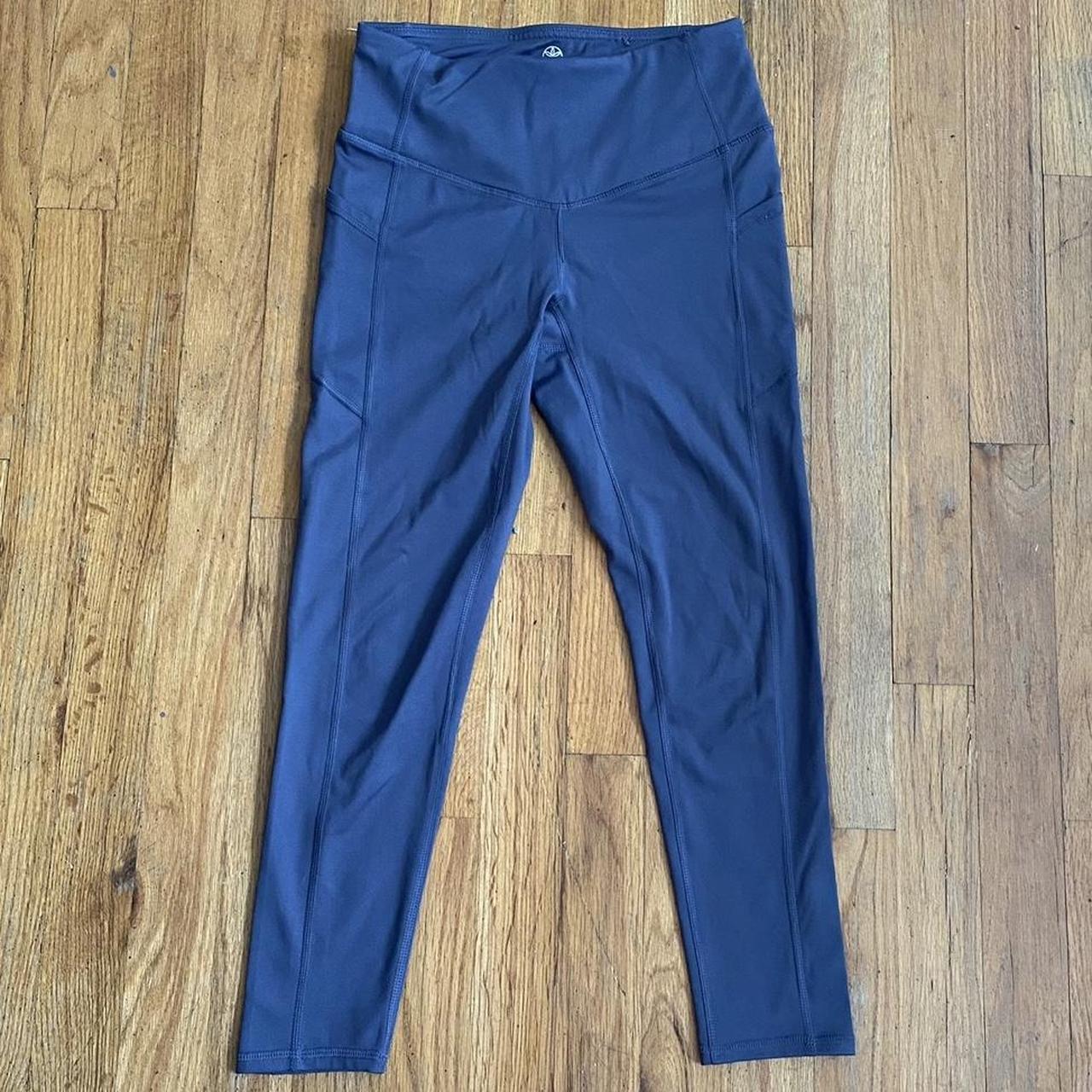 Full length Gaiam leggings with pockets - Size XS - Depop