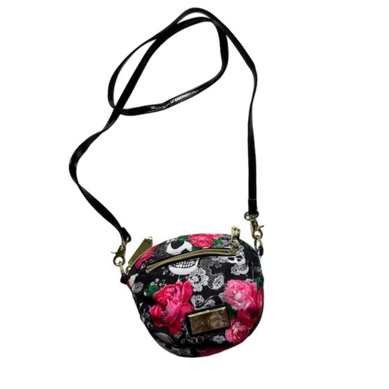 Betsey Johnson Skull purse HTF - Women's handbags