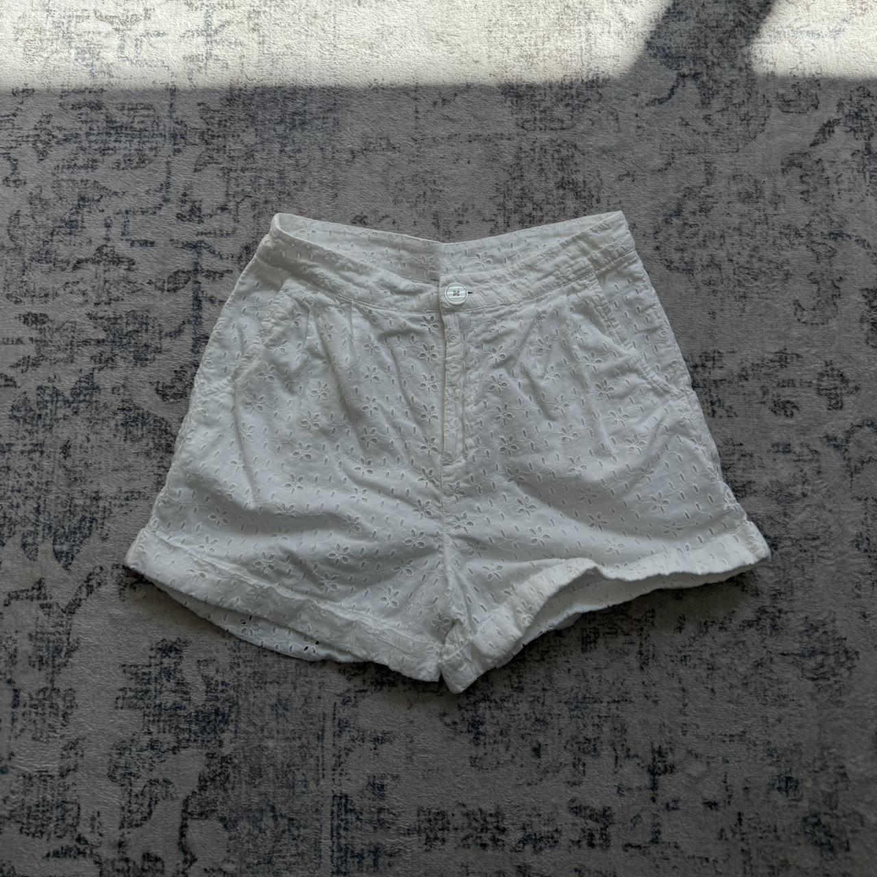 item listed by allisonxobri