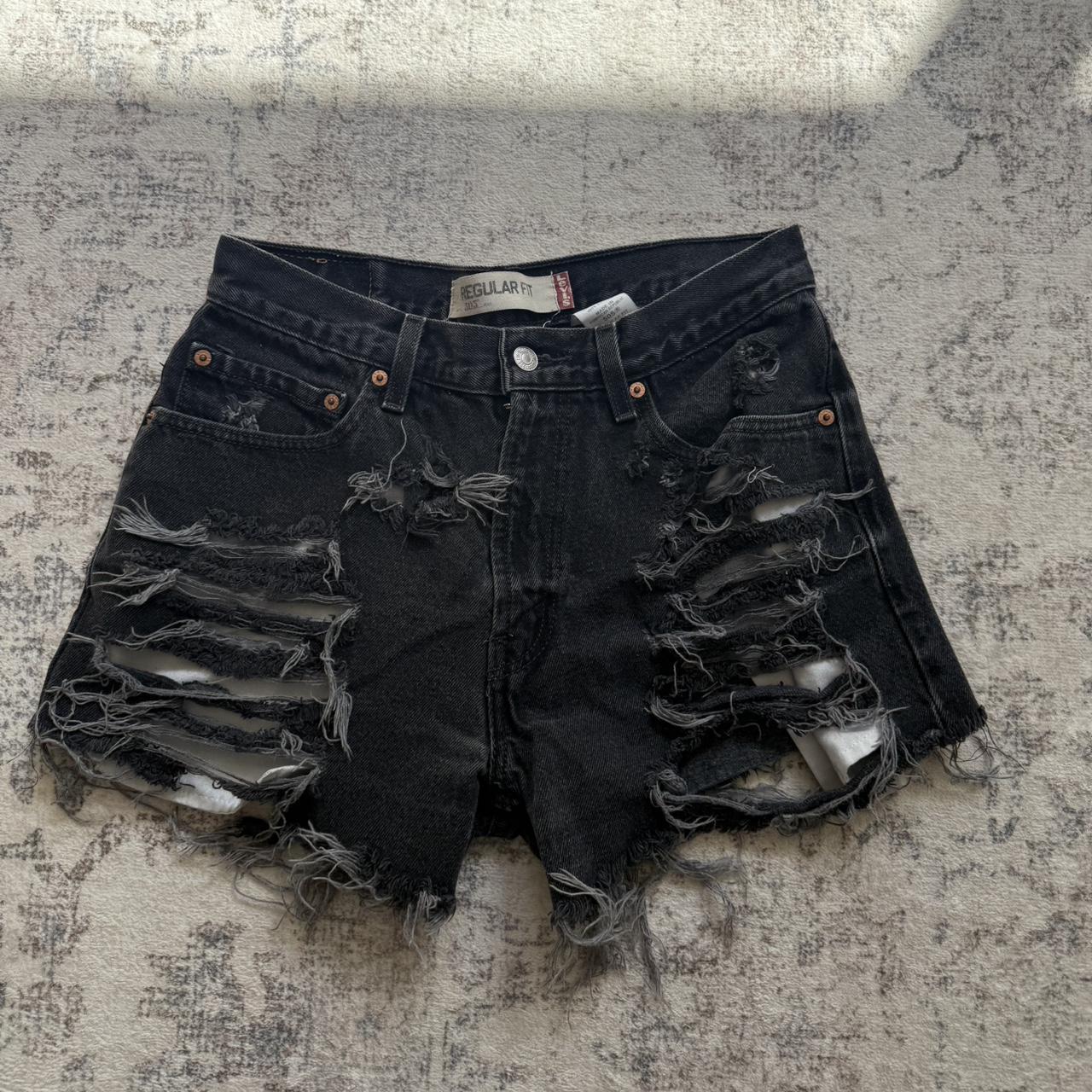 item listed by allisonxobri