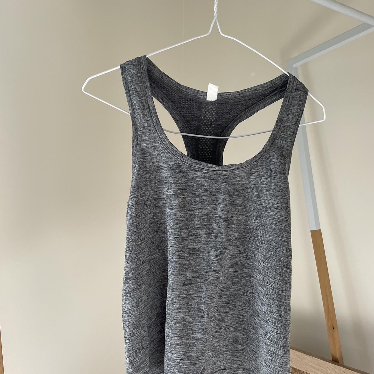 Lululemon Women's Grey Top | Depop