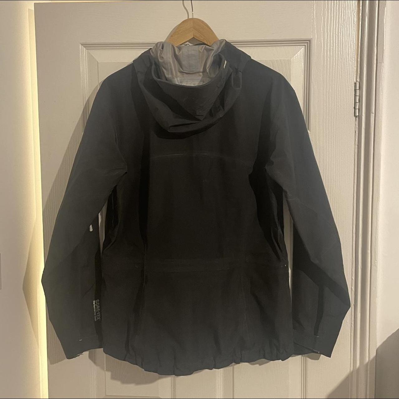 Marmot Hardshell ski/hiking jacket Size men’s L,... Depop