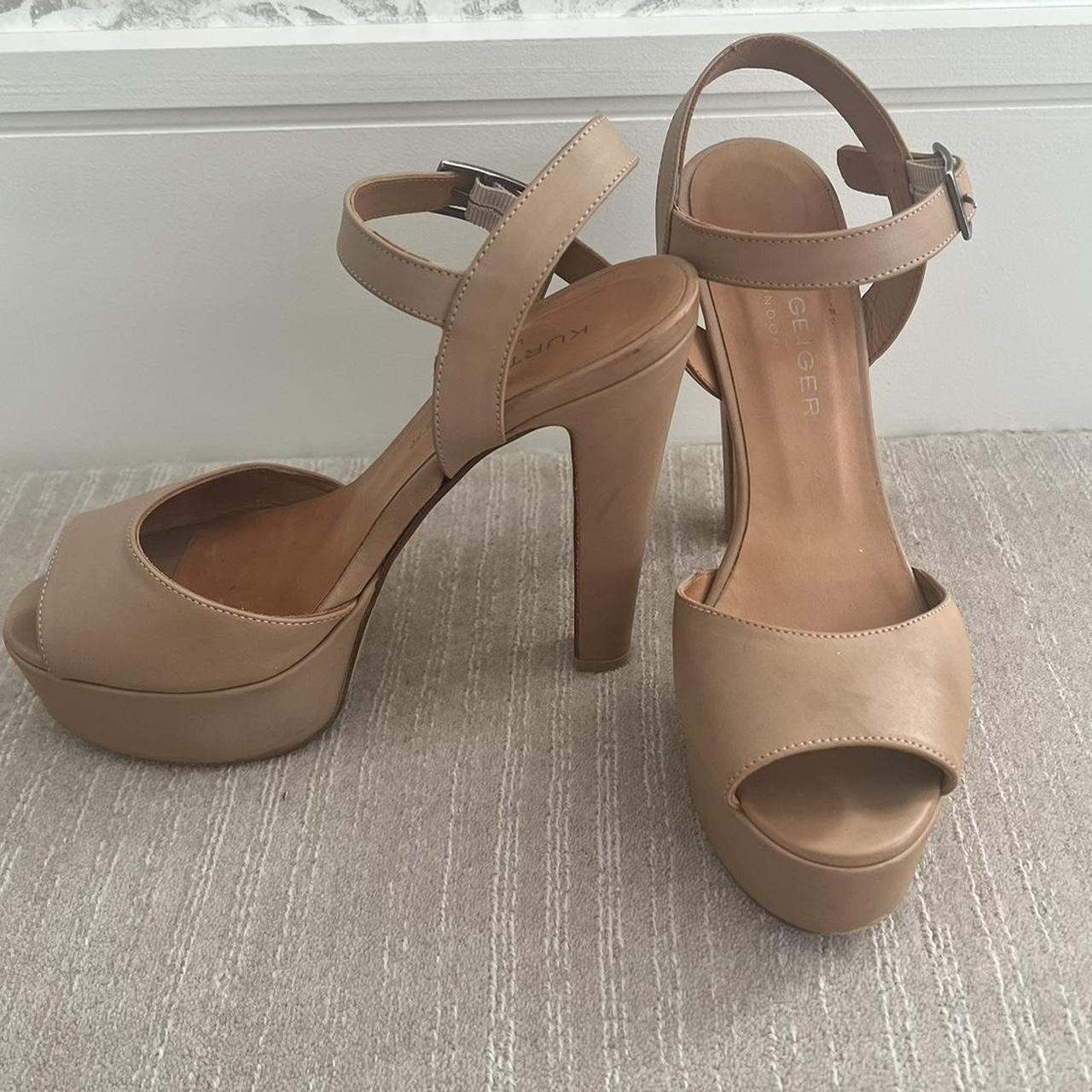carvela nude shoes