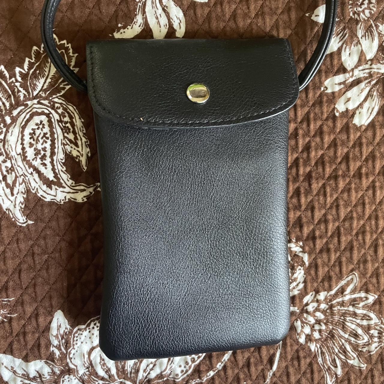 Tiny black hotsell crossbody bag