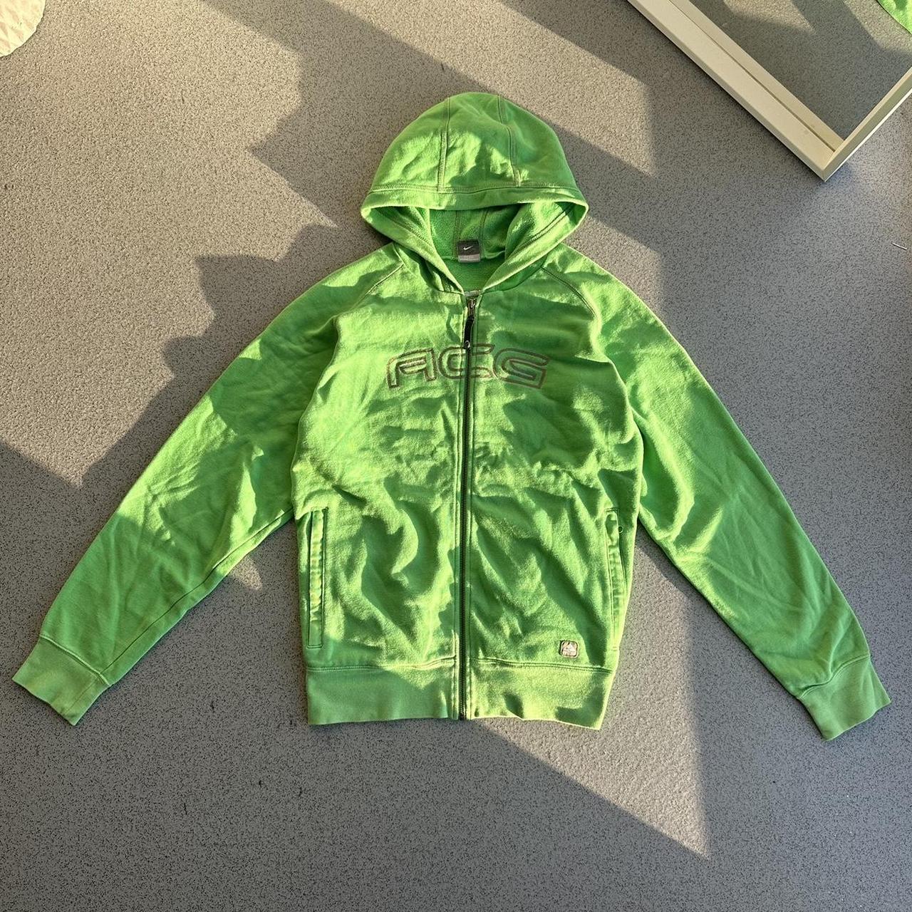 Nike ACG Men's Green Hoodie | Depop