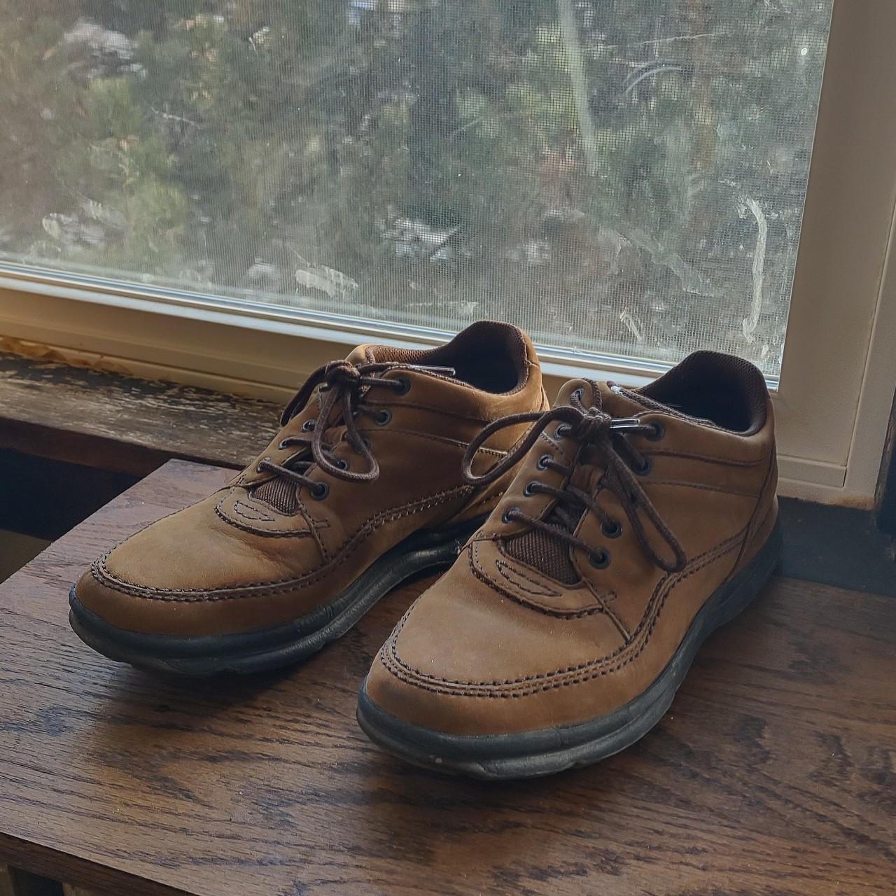 dr martens mary janes patent