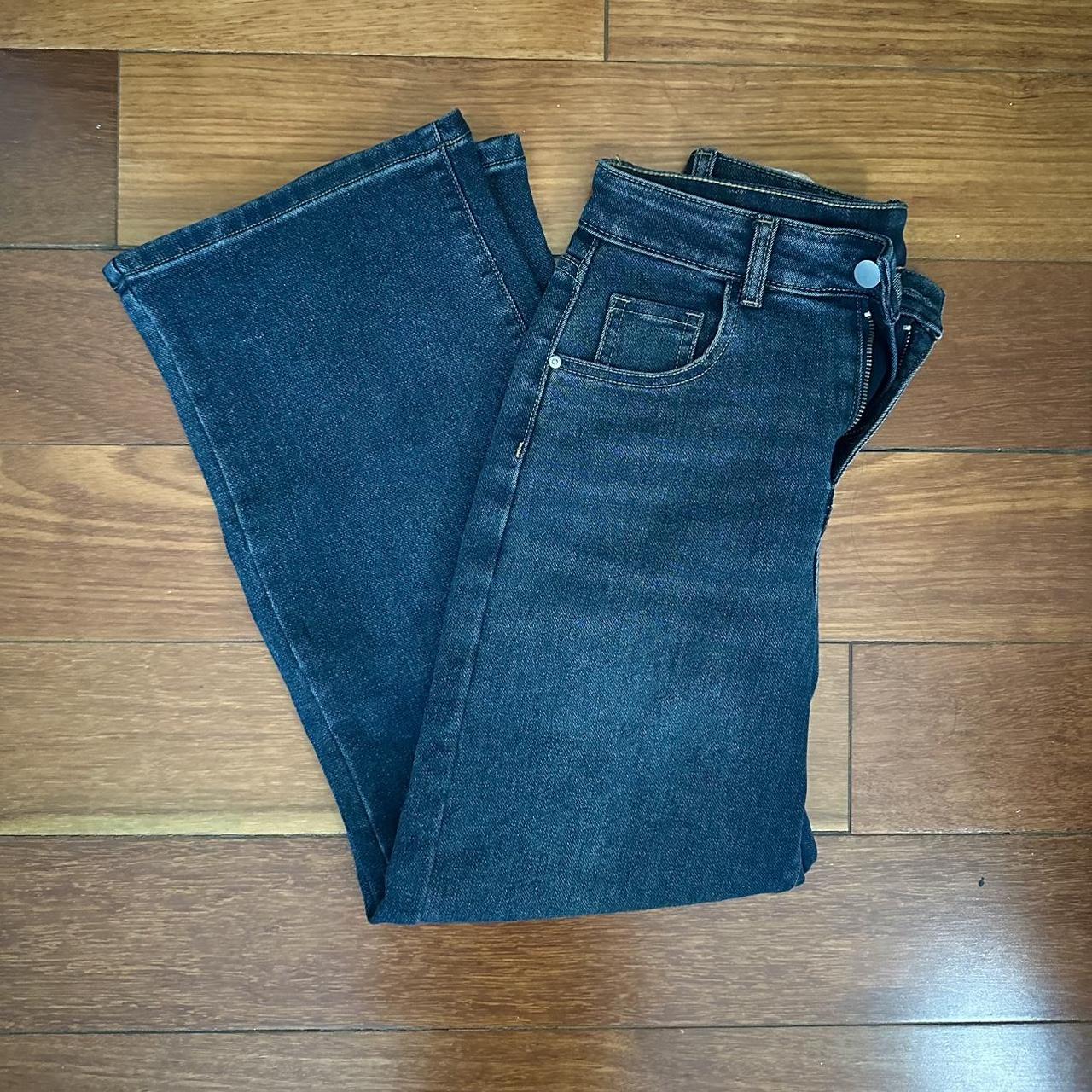 item listed by ainsleynguyen