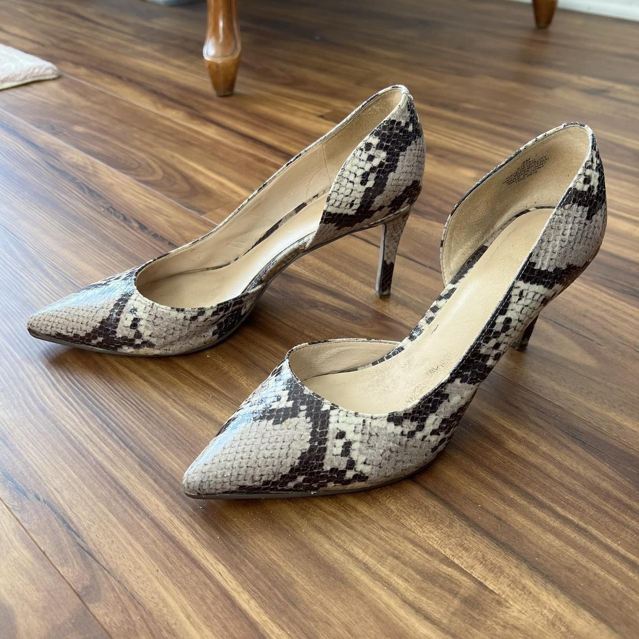 Nine west snake on sale print Heels