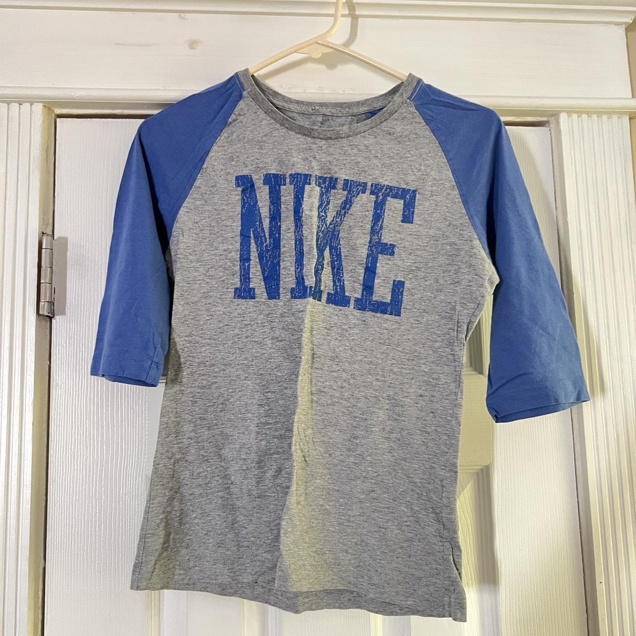 slim fit nike shirt