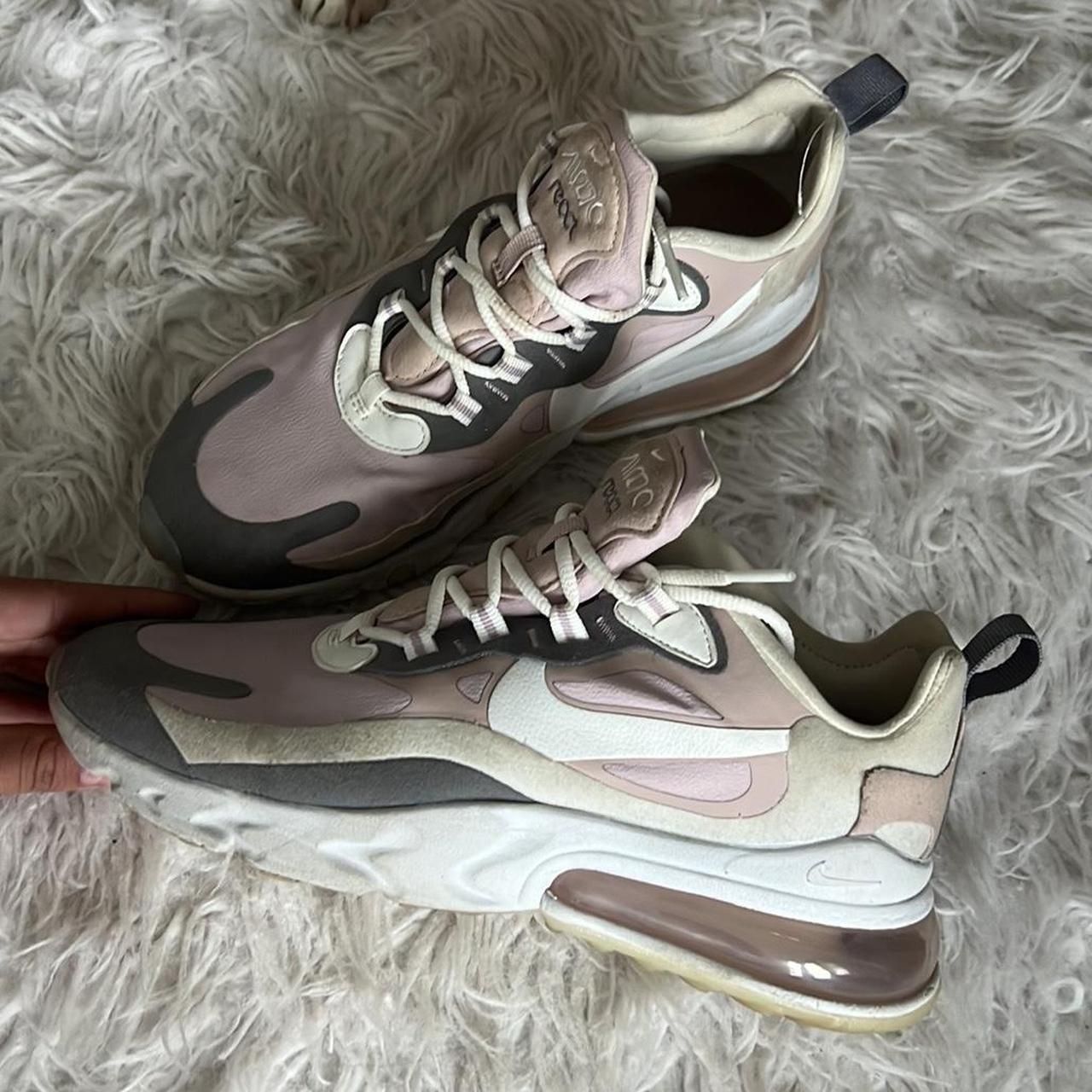 pink and grey nike react 270