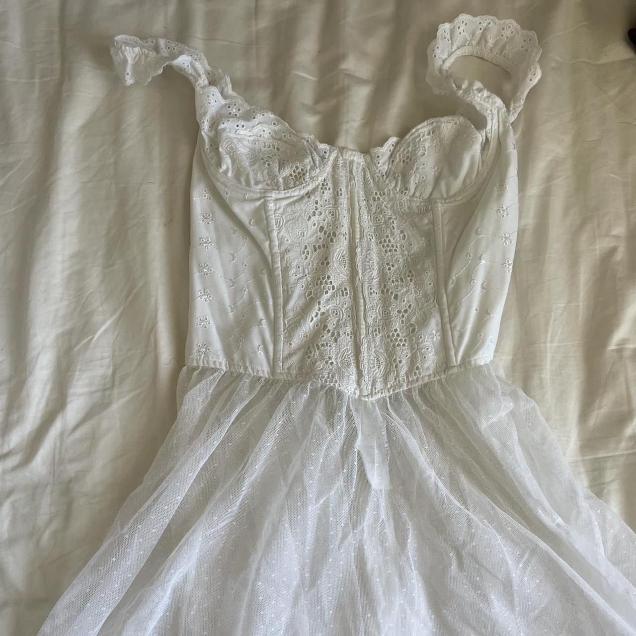 item listed by plzbuymyclothes444
