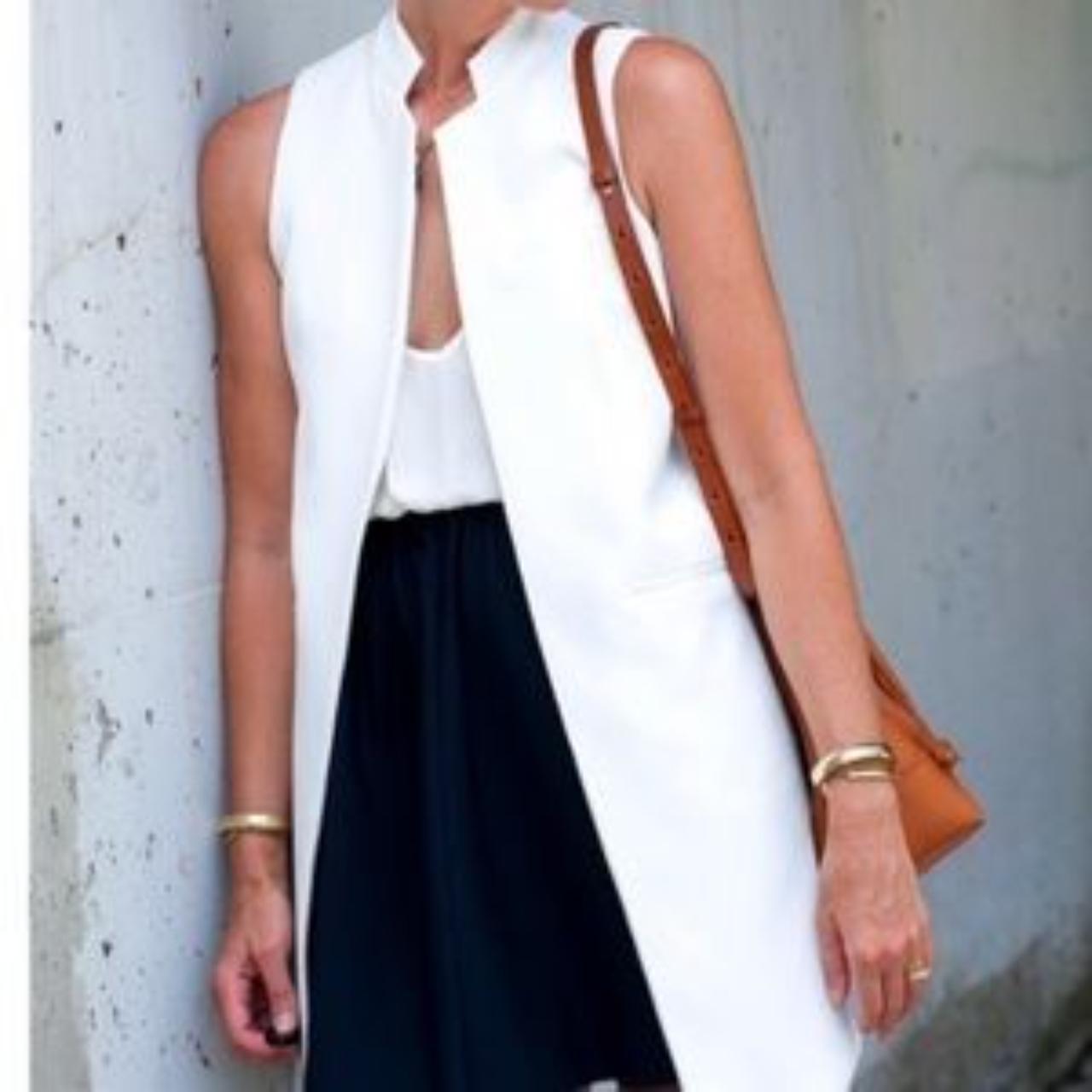 Zara Women's White Gilet Depop