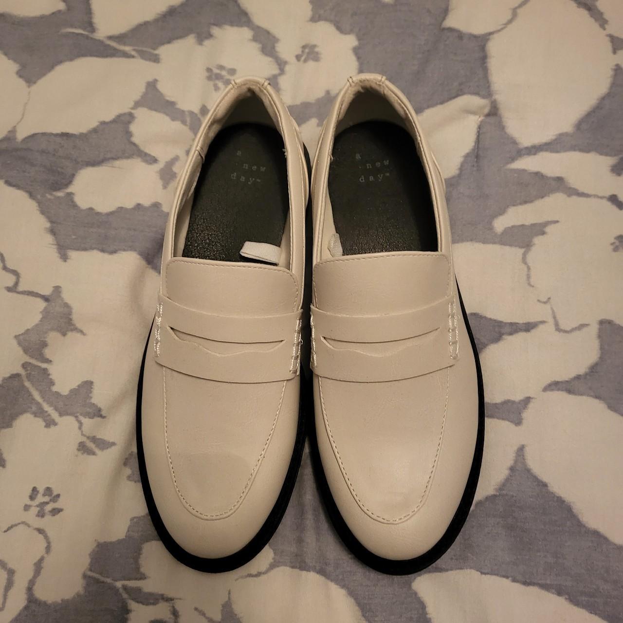 Vegan White Leather Loafers Women Size 8 - Depop