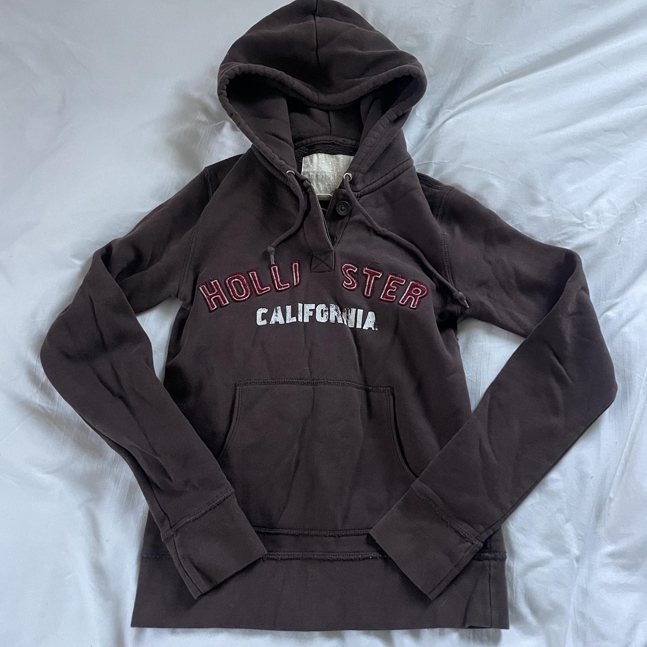 Hollister on sale sweater womens