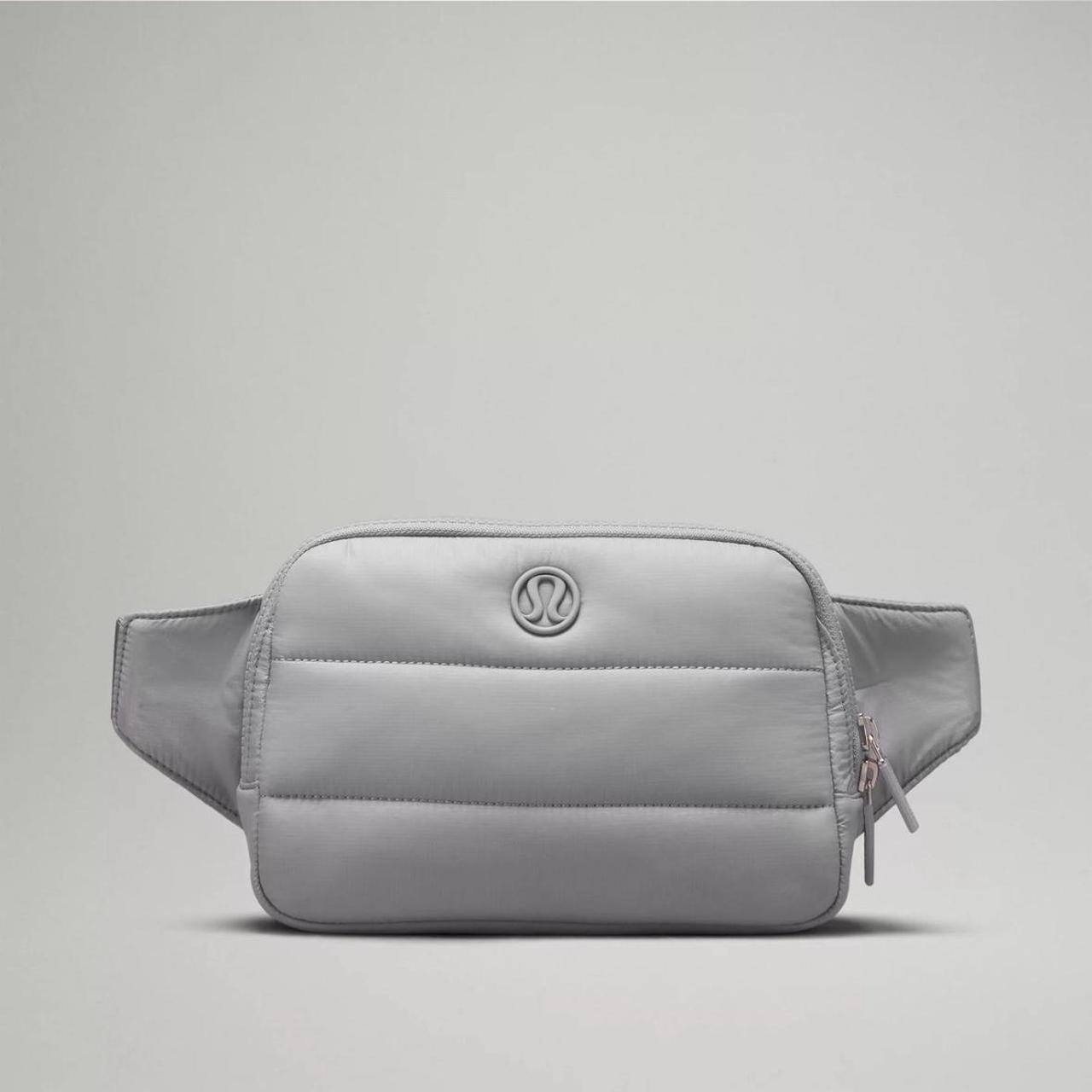 Lululemon newest everywhere belt bag large grey