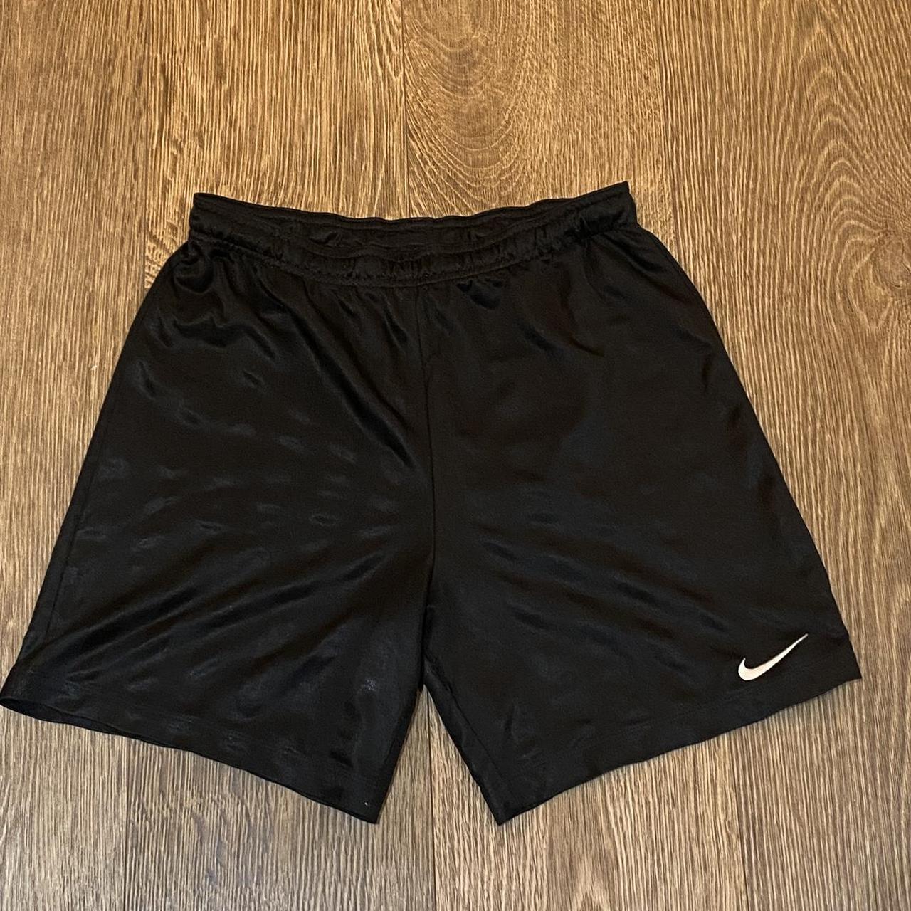 mens black nike shorts 5 inch