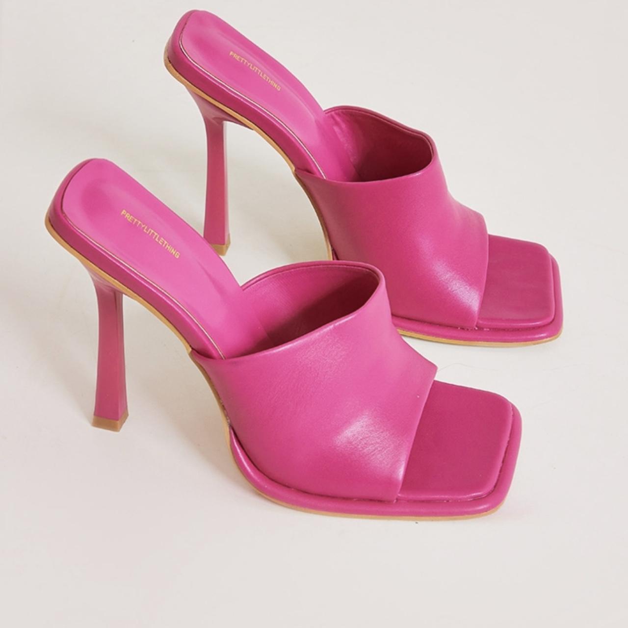 Hot Pink Square Toe Heels ꜰʀᴏᴍ ᴘʀᴇᴛᴛʏ ʟɪᴛᴛʟᴇ... - Depop