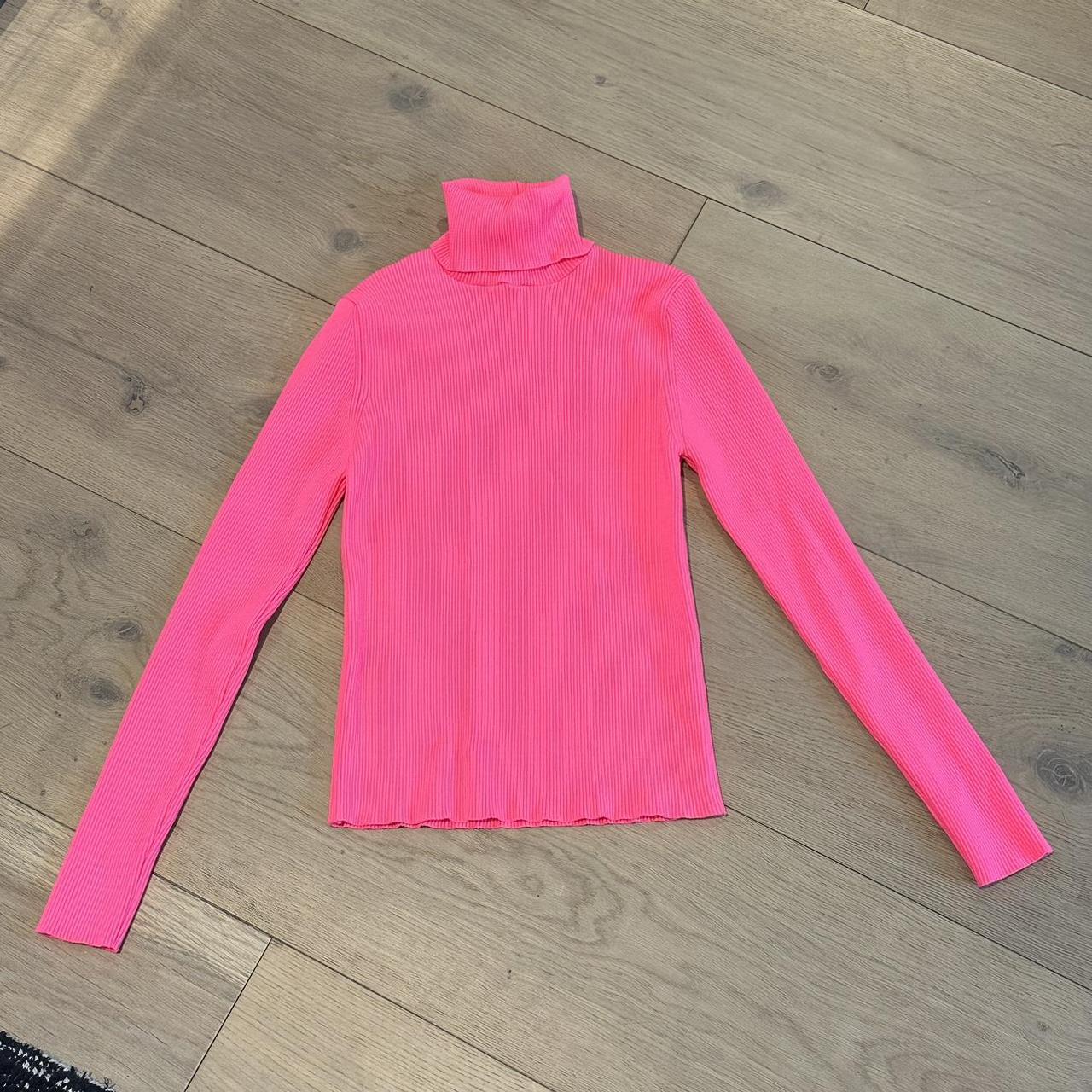 Neon pink cheap turtleneck zara