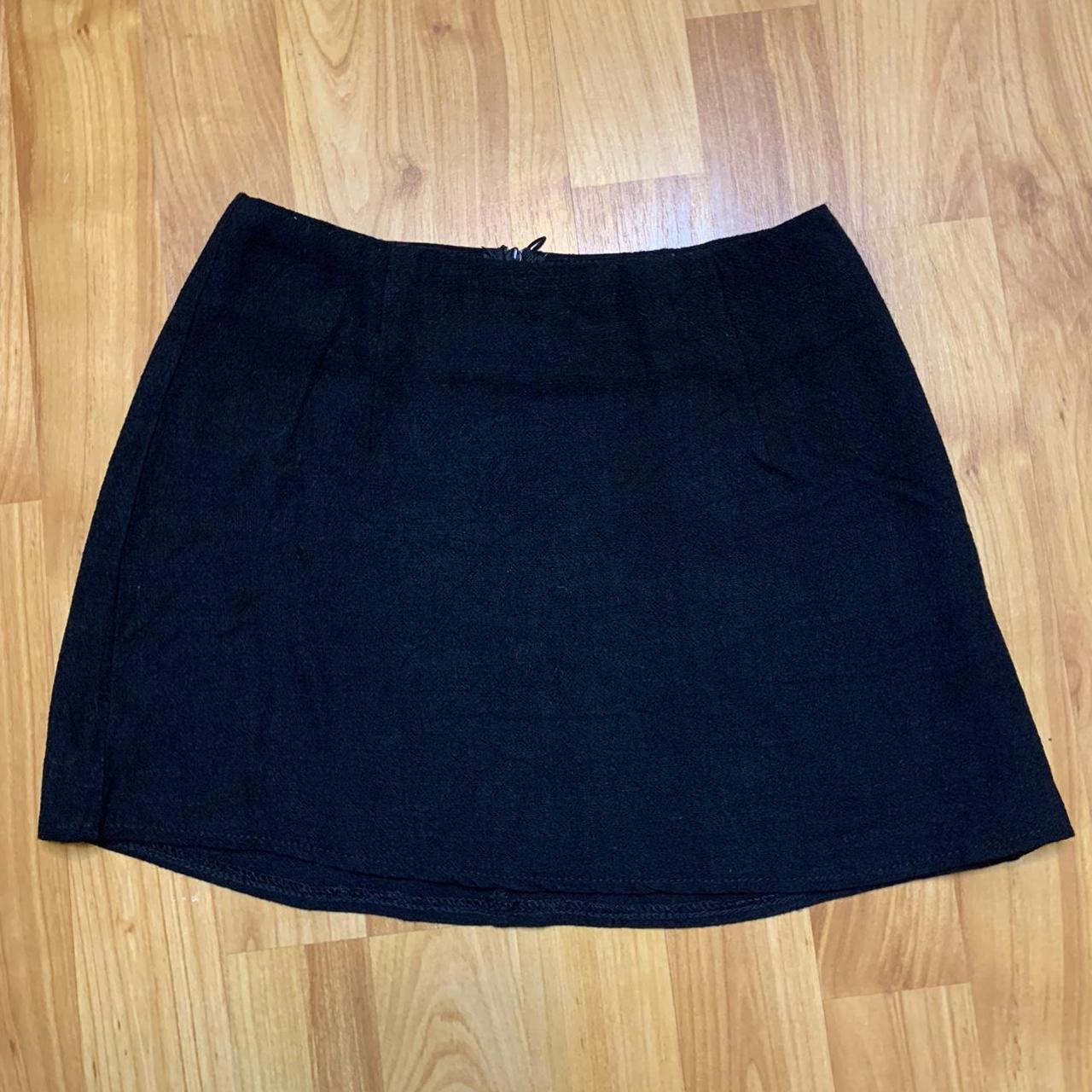 Princess Polly Women's Black Skirt | Depop