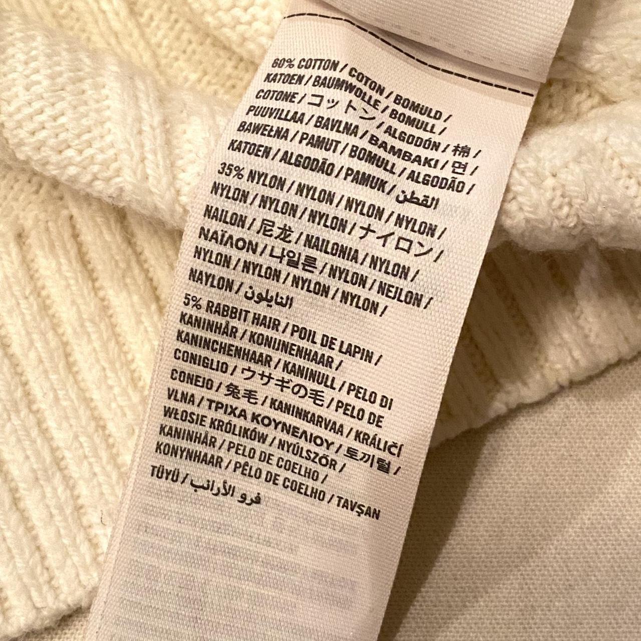 Vintage 2010s Hollister Knit Sweater in White/Cream. | Depop