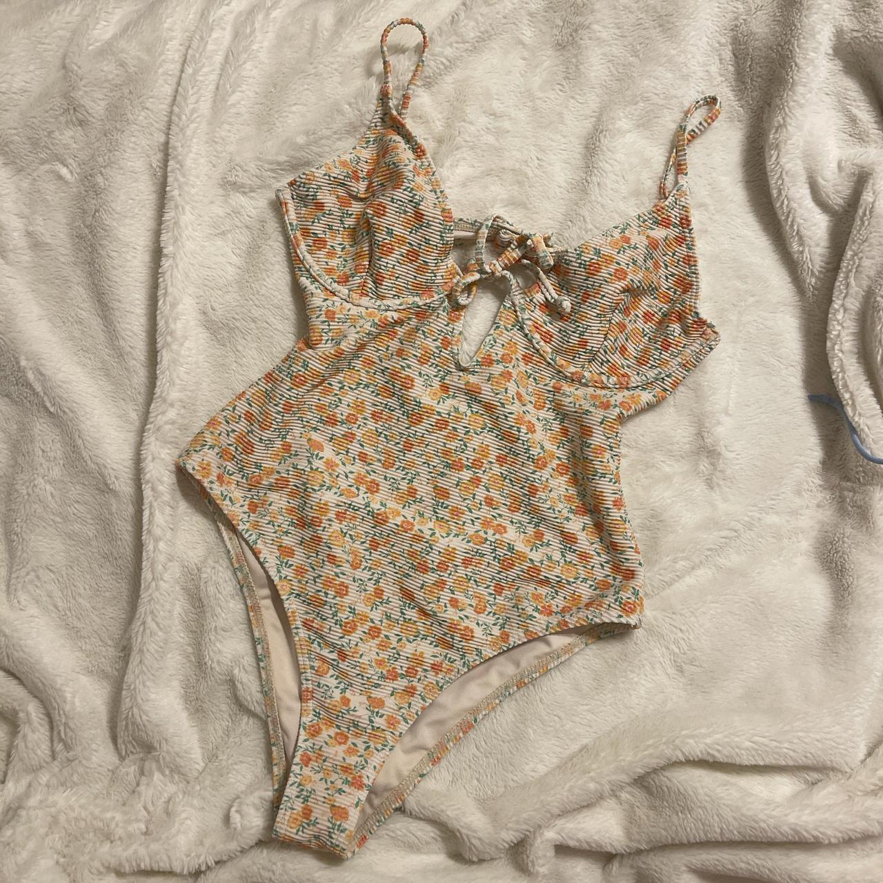 - BILLABONG - floral bikini - i think i cut off the... - Depop