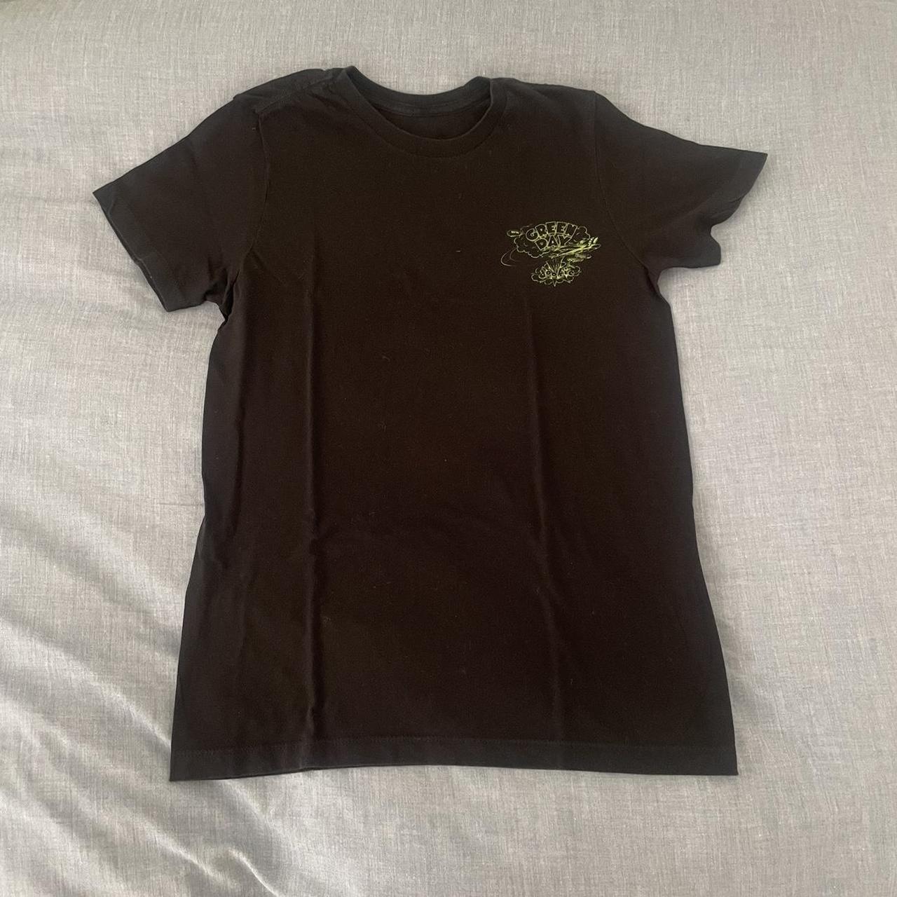 Black and green Green Day shirt. Only worn a few... - Depop