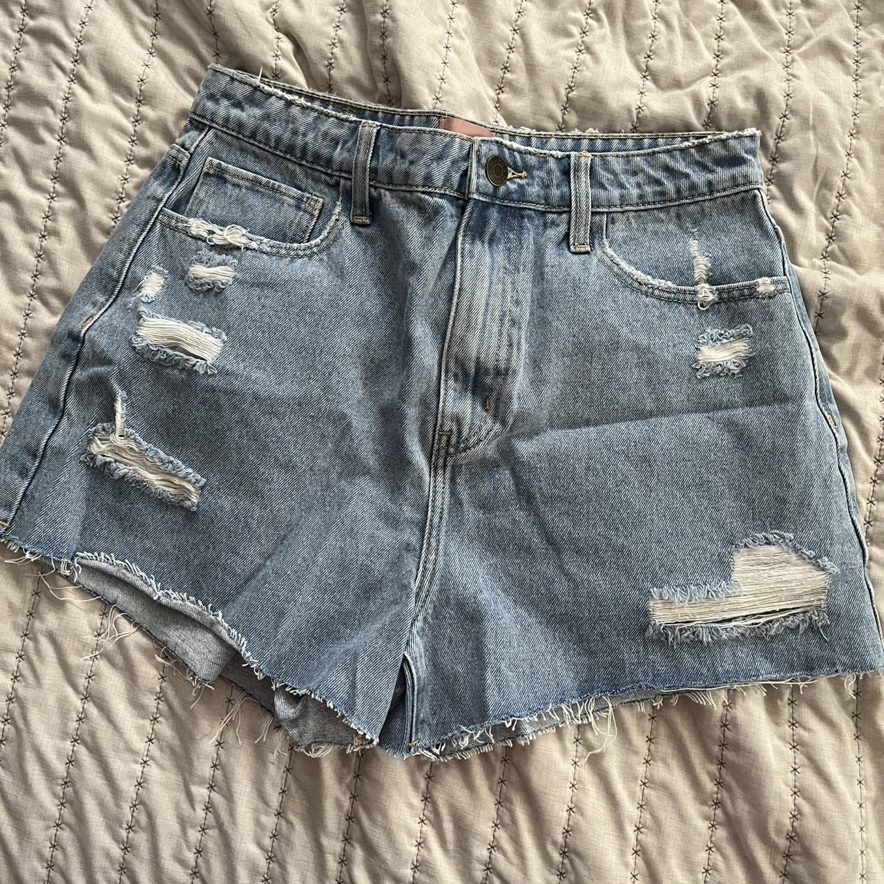 item listed by emilyyoung97