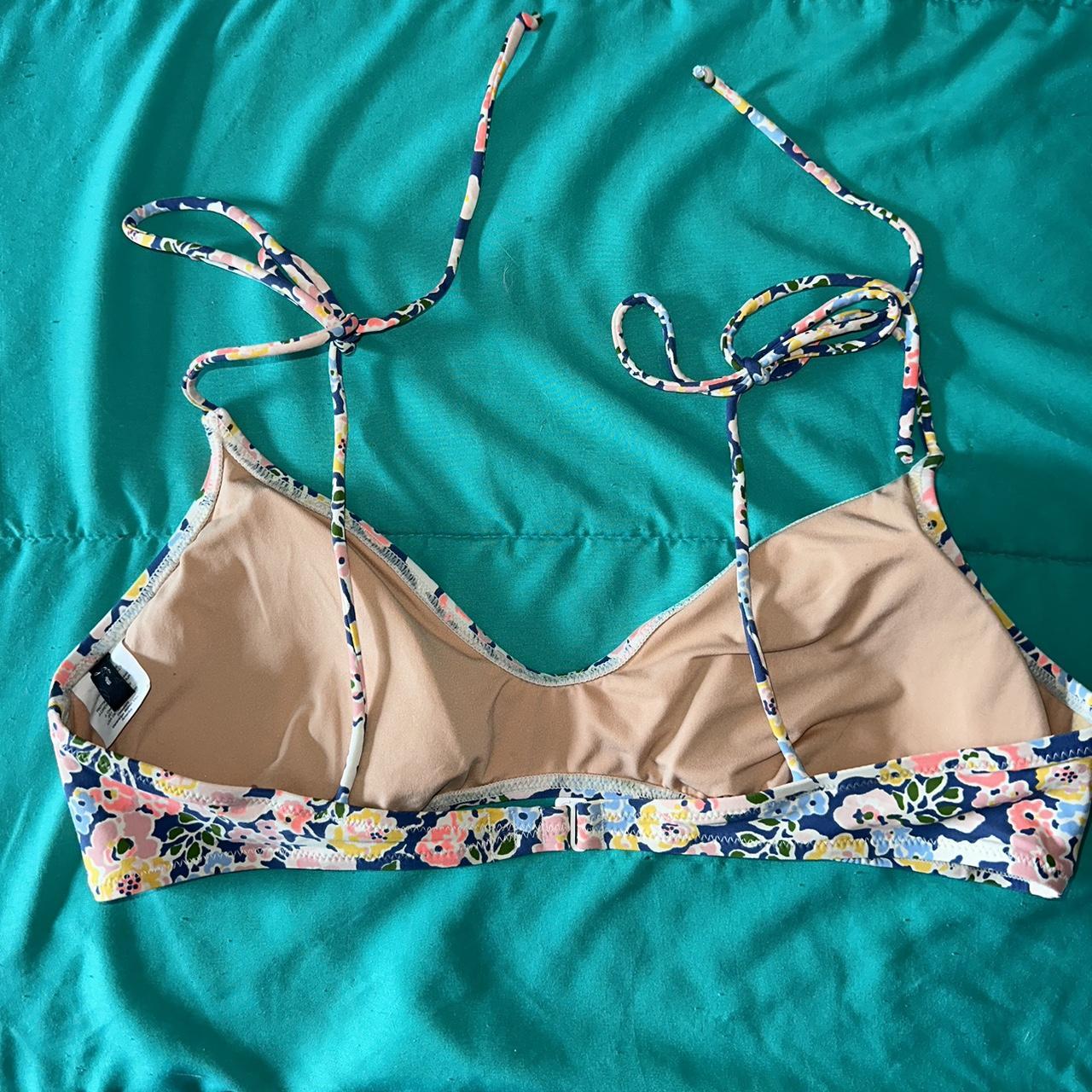 Jcrew bikini top with pastel flowers Removable... - Depop