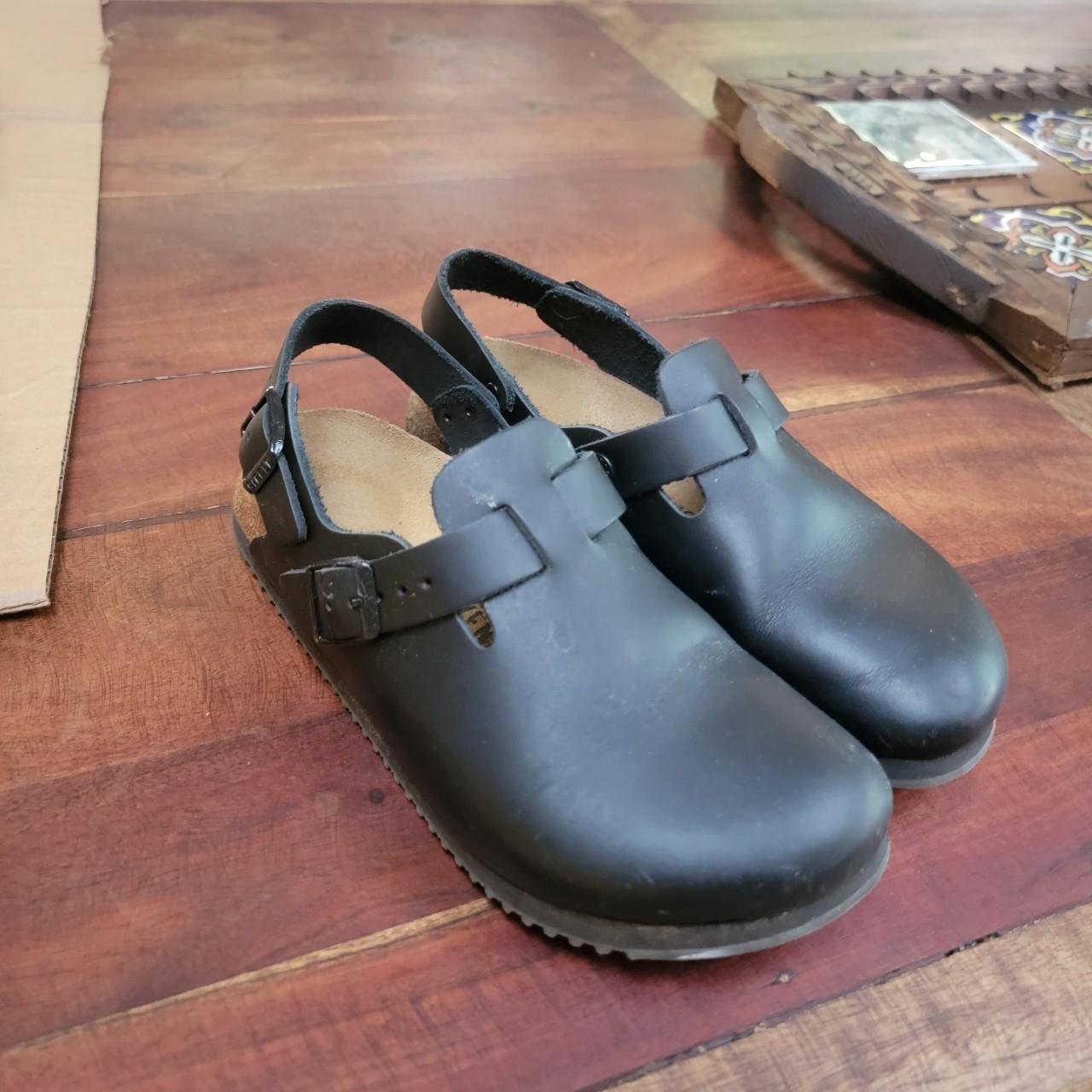 Non Slip Birkenstocks US7 36 Lightly Used Depop   P0 