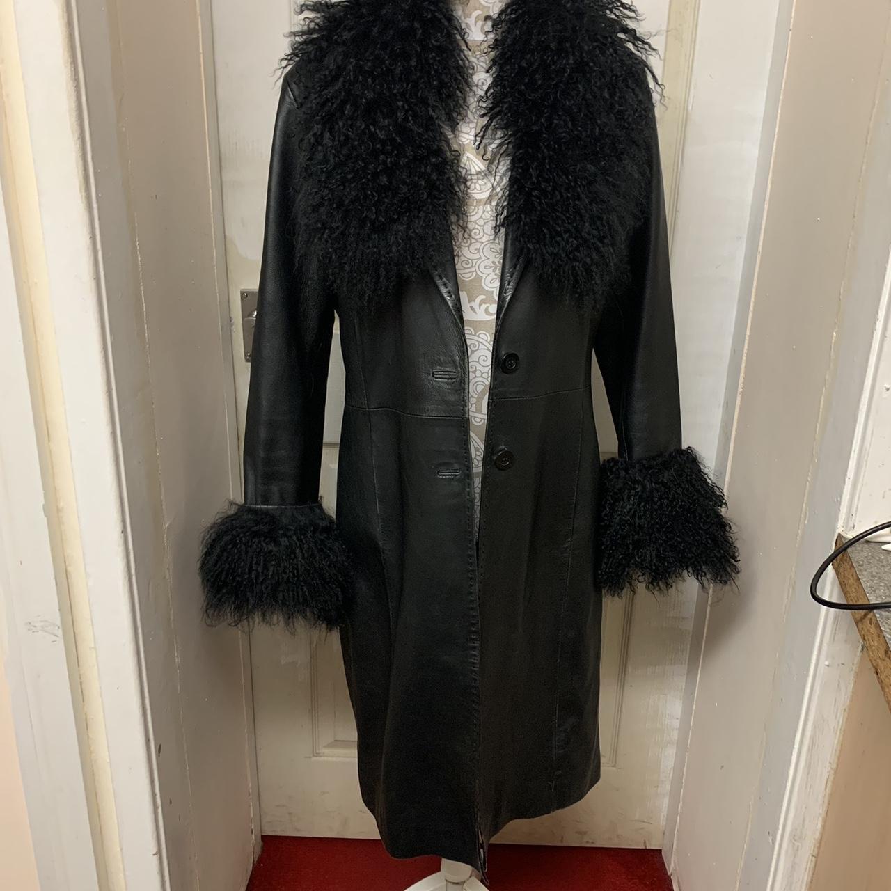 Black leather vintage 90s Y2K coat jacket from River... - Depop