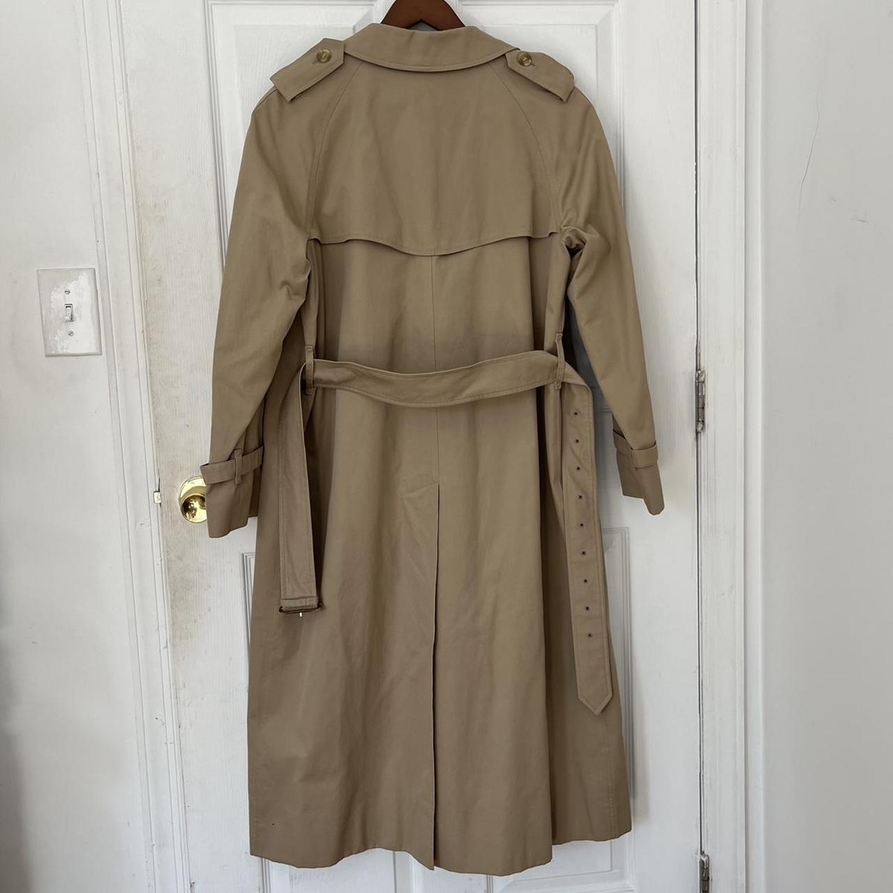 Burberry Women's Tan Coat (2)