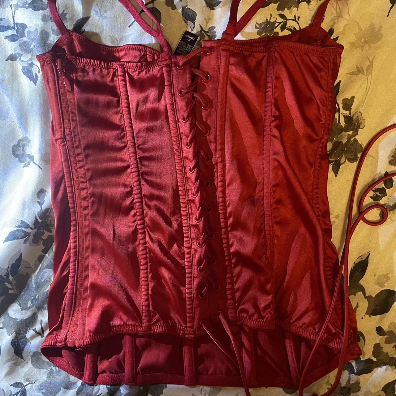 red Victoria’s Secret corset! ) labeled as a medium... Depop