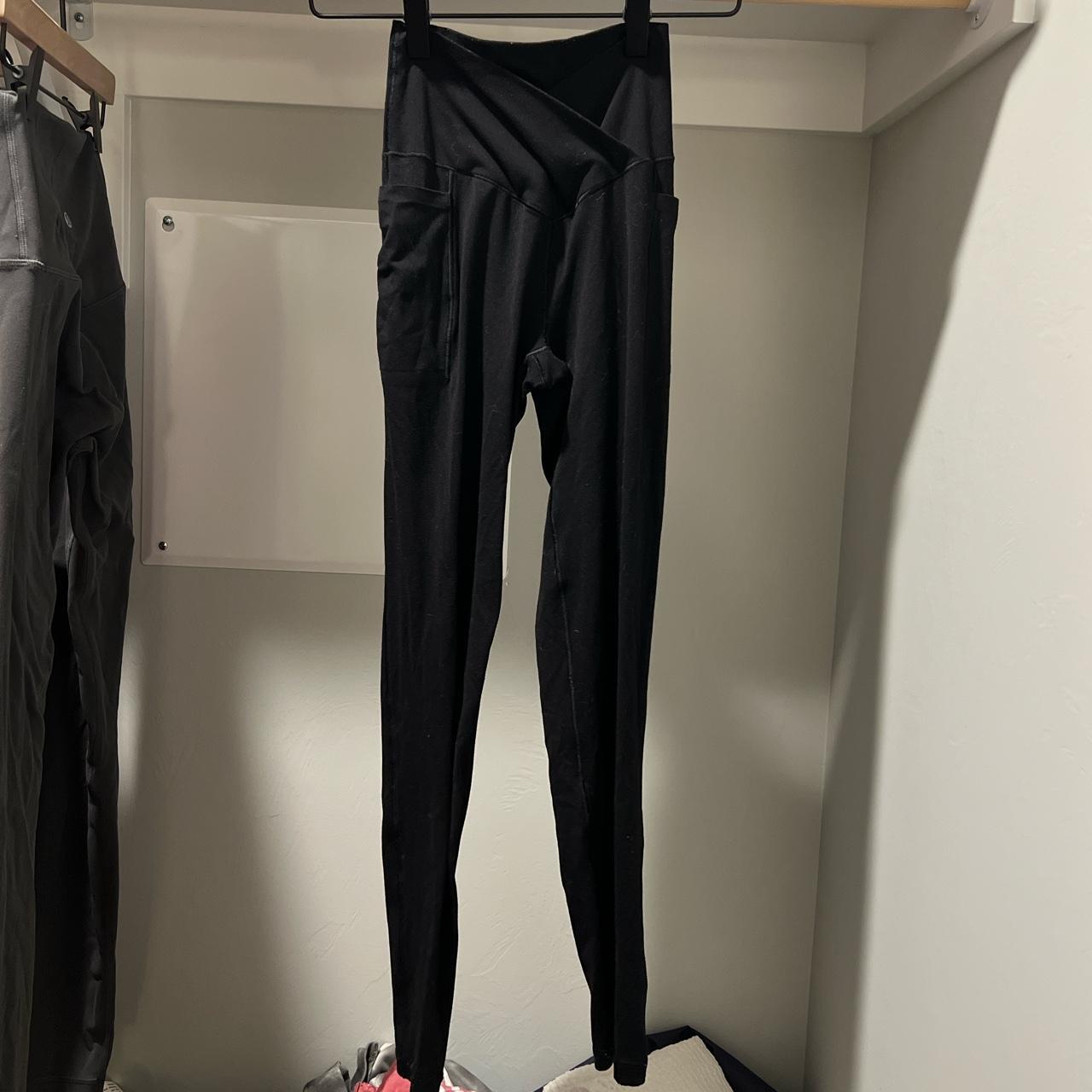 Aerie Women's Black Leggings Depop