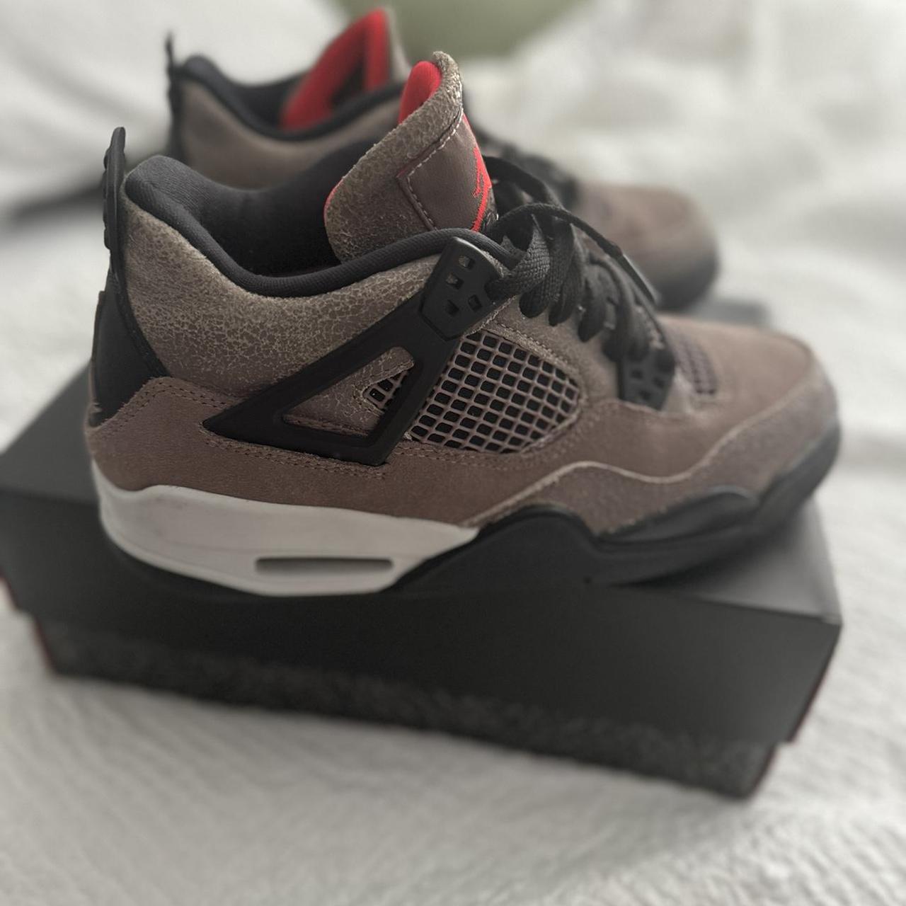 Taupe Haze Jordan 4 Boys 7 Woman 8.5/9 Worn 2-3... - Depop