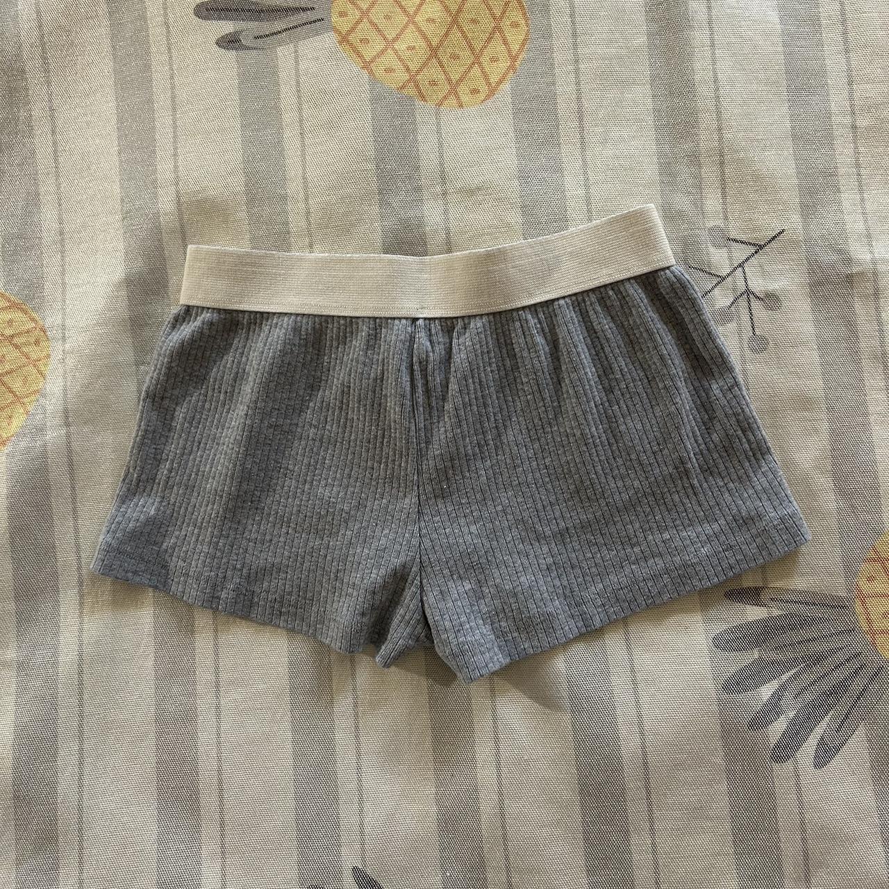 Brandy Melville Grey Ribbed Boyshorts New with... - Depop