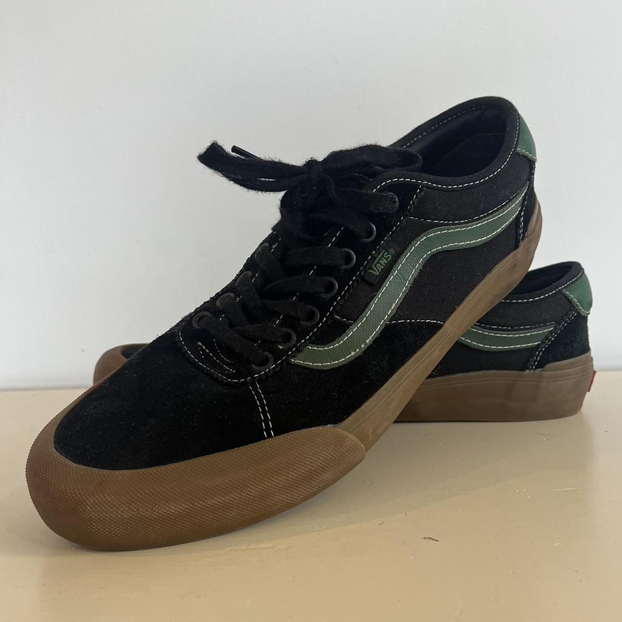 Vans Men's Black and Green Trainers | Depop