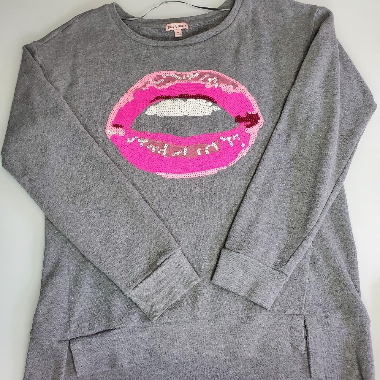 Grey jumper with 2025 pink lips