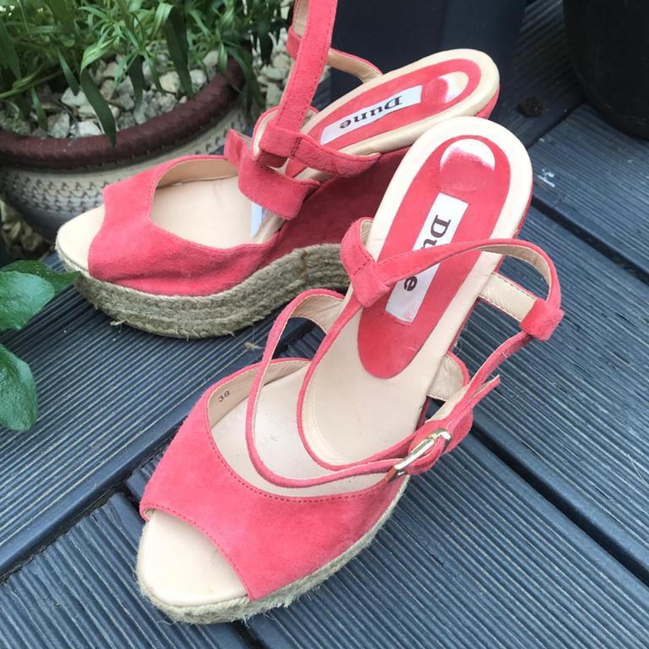 Dune sales red wedges