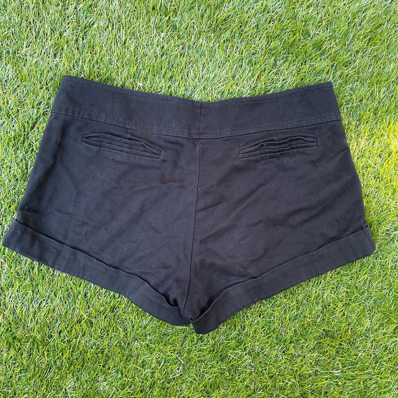 Urban Outfitters Women's Black Shorts Depop